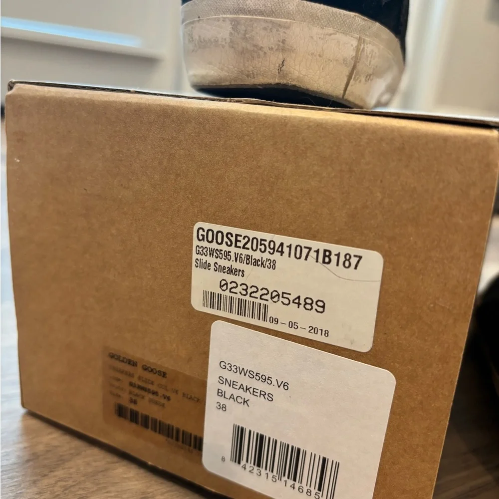 Golden Goose Slide- Black Suede Sneakers Distressed Look Lace-Up - Picture 8 of 9